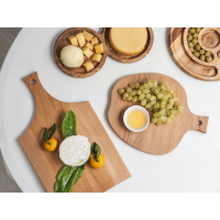 Доска разделочная дуб Mаgistrо, 40×24×1,2 см, с ручкой Доска разделочная дуб Mаgistrо, 40×24×1,2 см, с ручкой