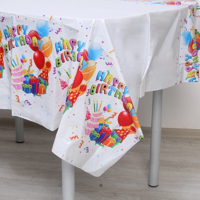 Скатерть &laquo;С днём рождения&raquo;, подарки, 108 &times; 180 см