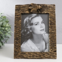 Фоторамка полистоун 13х18 см "Муха" золото 23х17 см Фоторамка полистоун 13х18 см "Муха" золото 23х17 см