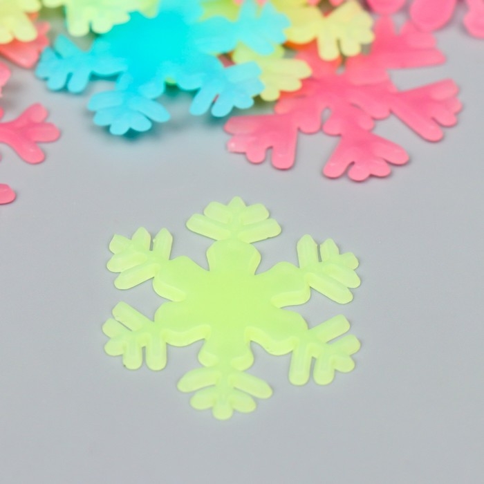 Наклейка фосфорная пластик Наклейка фосфорная пластик "Снежинки" набор 20 шт 20х13 см