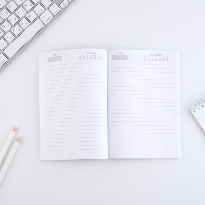 Ежедневник в тонкой обложке "Z" на черном фоне А5, 80 листов