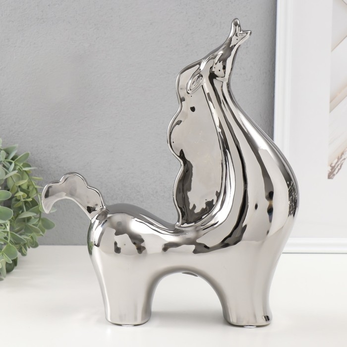 Сувенир керамика Сувенир керамика "Гордый конь" серебро 7,5х26х31 см