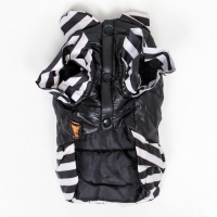 Курточка для собак с воланами,размер 6 (ДС 43,ОШ 44, ОГ 60 см), чёрная