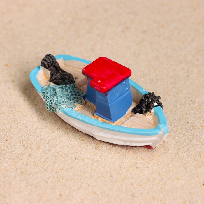 Корабль сувенирный "Рыбацкое судно" 5см, микс