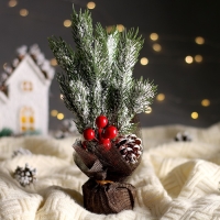 Новогодняя композиция &laquo;Новогодние веточки с шишками&raquo; 20 &times; 22 &times; 27 см