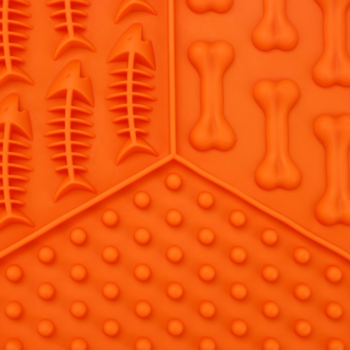 Лизательный коврик - миска для медленного кормления, оранжевый, 18,5 см х 16 см