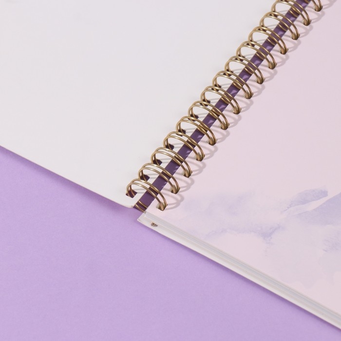 Фотоальбом на спирали 20 листов Фотоальбом на спирали 20 листов "Бабочки" объёмный элемент + 4 вкладки 24х24 см