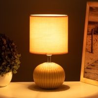 Лампа настольная "Киара" 1х40Вт Е14 горчичный 13х13х25см Лампа настольная "Киара" 1х40Вт Е14 горчичный 13х13х25см