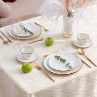 Скатерть Этель "Ажур" цв.бежевый, 142*283 +/-3 см, 115 &plusmn;10 гр,100% п/э