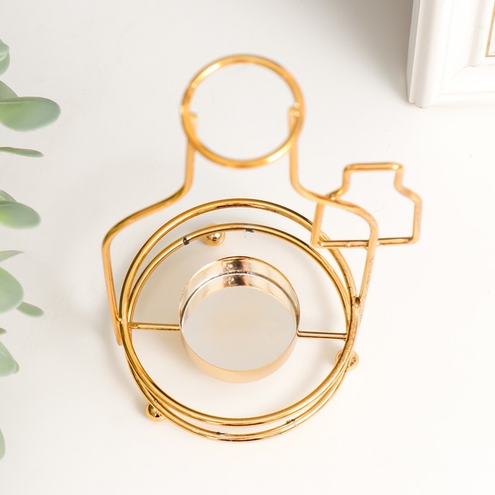 Подсвечник металл на 1 свечу Подсвечник металл на 1 свечу "Две бутылочки" d-4 см золото 8х8,5х19 см