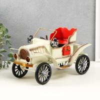 Сувенир металл "Ретро. Белый автомобиль" 25,5х12,6х16 см