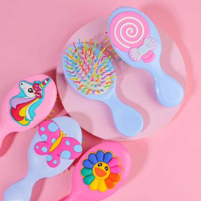 Расчёска - мини массажная, 14 × 6 см, рисунок МИКС Расчёска - мини массажная, 14 × 6 см, рисунок МИКС