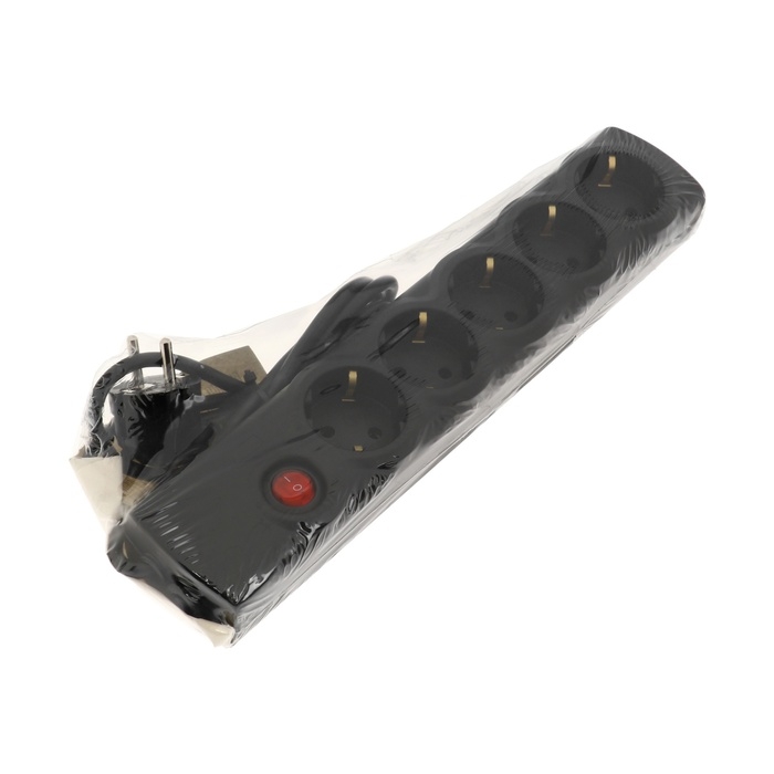 Сетевой фильтр Luazon Lighting, 5 розеток, 1.5 м, 3500 Вт, 3х1 мм2, 16 A, 220 В, c предохранителем, черный