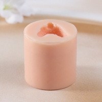 Молд силиконовый "Мишка руки у ушей" (издел. 4х3,5х4,5см) Молд силиконовый "Мишка руки у ушей" (издел. 4х3,5х4,5см)