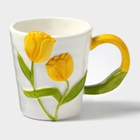 Кружка «Тюльпан», 350 мл, жёлтый цветок, керамика, белая Кружка «Тюльпан», 350 мл, жёлтый цветок, керамика, белая
