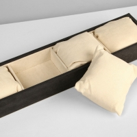 Подставка для часов, браслетов, флок, 4 места, 33&times;8&times;3,5 см, цвет серо-бежевый