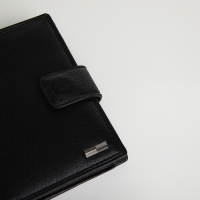 Портмоне мужское на магните 3 в 1, отдел для автодокументов, паспорта, цвет чёрный Портмоне мужское на магните 3 в 1, отдел для автодокументов, паспорта, цвет чёрный