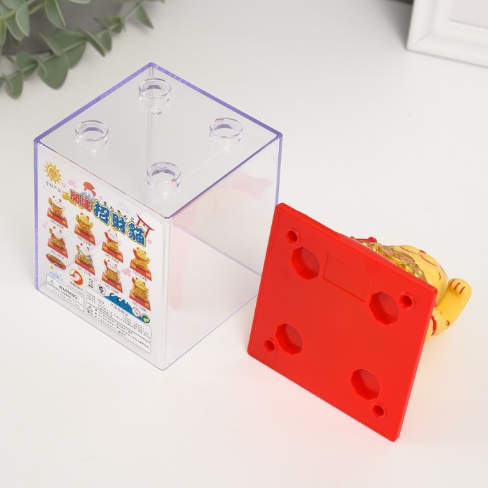 Маятник пластик Маятник пластик "Жёлтый Манэки-нэко с котятами и золотом" 8х8х8,2 см