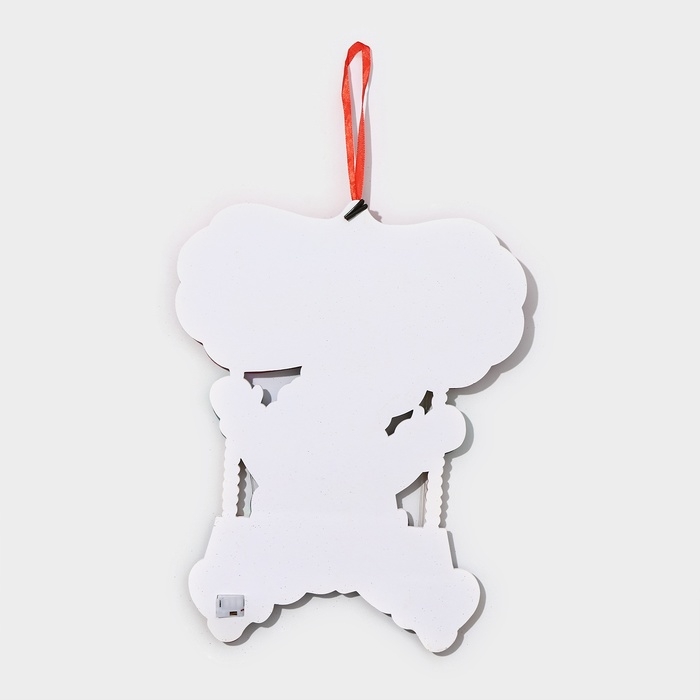 Декоративное светящиеся украшение (подвеска) Декоративное светящиеся украшение (подвеска) "Дед мороз на качелях" 36х26,5 см