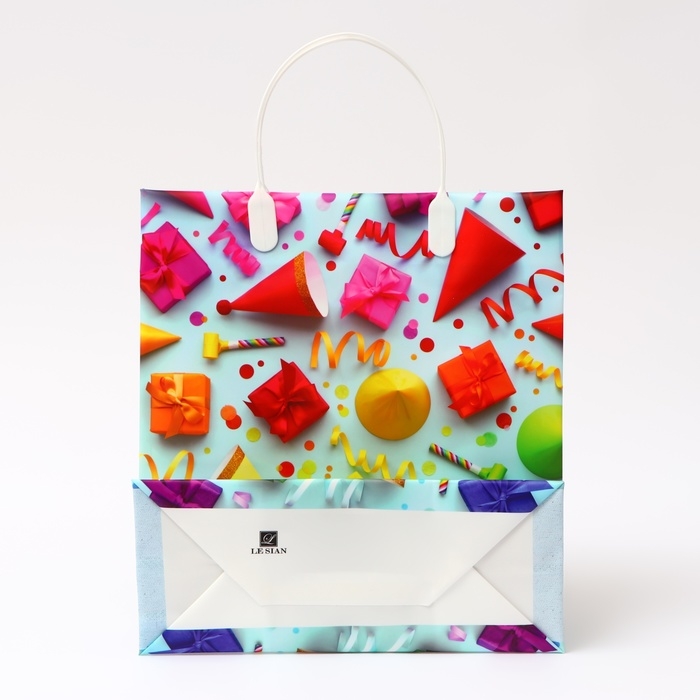 Новый год. Пакет новогодний Новый год. Пакет новогодний "Праздник" мягкий пластик 26 х 23 см.