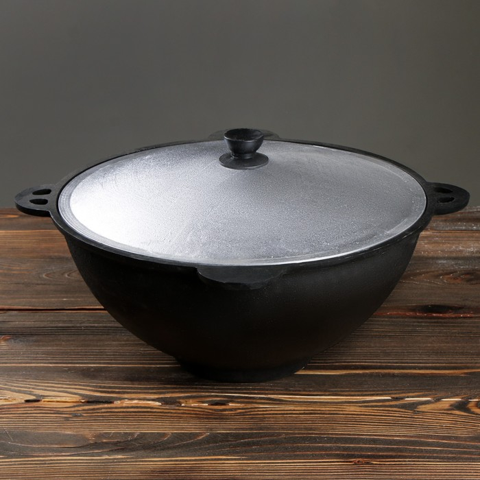 Казан чугунный, 10 л, плоское дно, алюминиевая крышка Казан чугунный, 10 л, плоское дно, алюминиевая крышка