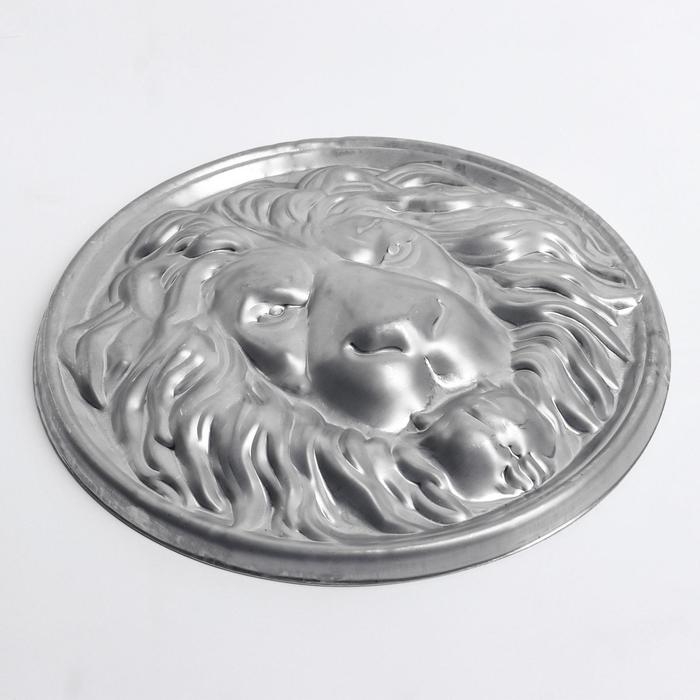 Голова льва, диаметр 25 см Голова льва, диаметр 25 см