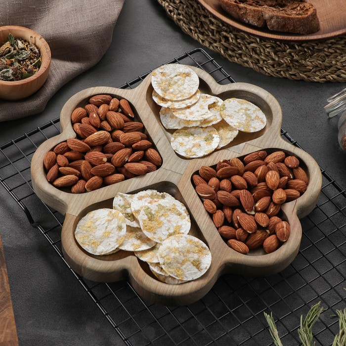 Менажница Adelica «Клевер», 4 секции, 25×1,8 см, массив берёзы Менажница Adelica «Клевер», 4 секции, 25×1,8 см, массив берёзы