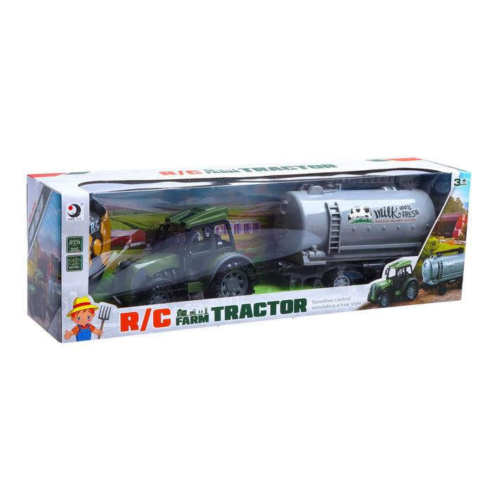 Трактор радиоуправляемый &laquo;Фермер&raquo; с цистерной, работает от батареек, цвет зелёный