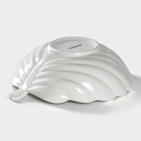 Салатник фарфоровый Magistro «Лист Бланш», 550 мл, 20,5×17 см, цвет белый Салатник фарфоровый Magistro «Лист Бланш», 550 мл, 20,5×17 см, цвет белый