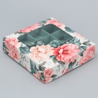 Коробка для конфет, кондитерская упаковка, 9 ячеек, &laquo;Нежность внутри&raquo;, 14.7 х 14.7 х 3.5 см