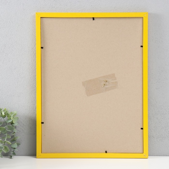 Фоторамка МДФ 30х40 см, №6, шир. 18 мм, толщ. 12 мм, желтый (пластиковый экран)