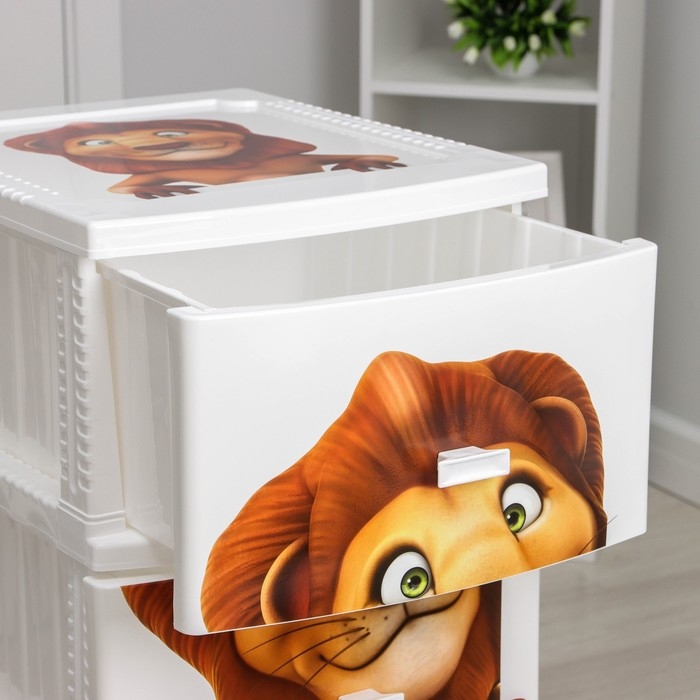 Комод детский 4-х секционный &laquo;Декор. Лев&raquo;, белый