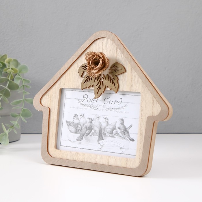 Фоторамка дерево на 1 фото 10х15 см Фоторамка дерево на 1 фото 10х15 см "Дом с розой" 23х2х19,5 см