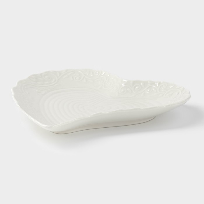 Блюдо керамическое сервировочное &laquo;Сердце&raquo;, 17&times;16&times;2 см