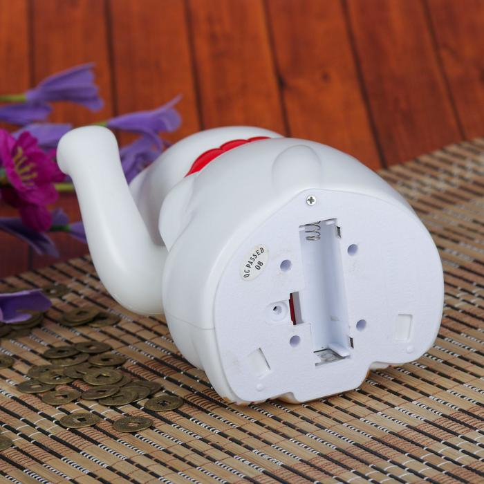 Маятник пластик Маятник пластик "Манэки-нэко белый" от батарейки 1АА 15,5х11х8 см