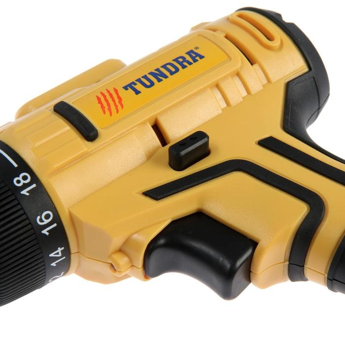 Шуруповерт ТУНДРА, патрон БЗ до 10 мм, LED, 2 х Li-ion 1.3 Ah 20V, 350/1250 об/мин, 28 Н*м Шуруповерт ТУНДРА, патрон БЗ до 10 мм, LED, 2 х Li-ion 1.3 Ah 20V, 350/1250 об/мин, 28 Н*м