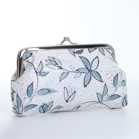 Косметичка на фермуаре, цвет серый Косметичка на фермуаре, цвет серый