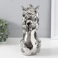 Сувенир керамика "Лев в короне" серебро 17х12х26 см Сувенир керамика "Лев в короне" серебро 17х12х26 см
