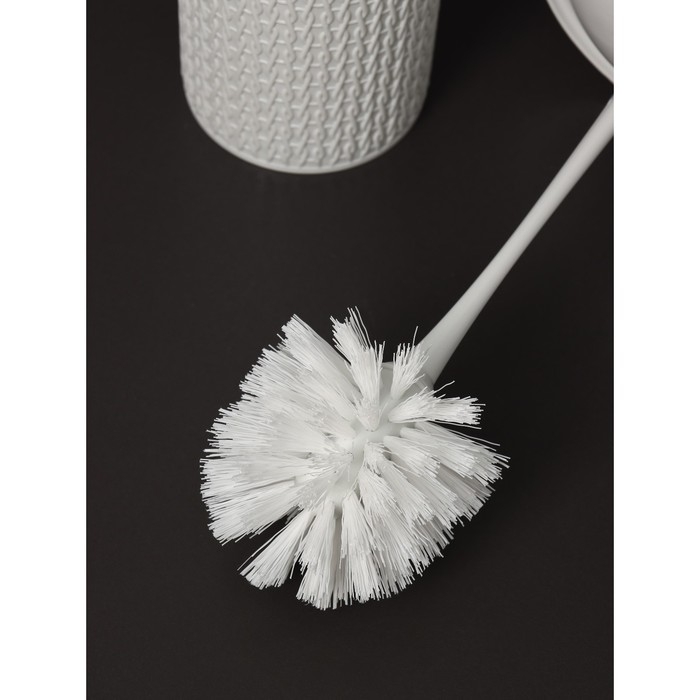 Комплект для туалета: ёршик с подставкой Velvet, d=11,5 см, h=36,5 см, цвет светло-серый Комплект для туалета: ёршик с подставкой Velvet, d=11,5 см, h=36,5 см, цвет светло-серый