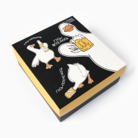 Подарочный набор термос и носки 3 пары KAFTAN "Гусь", р. 41-44 (27-29 см)