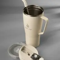 Термостакан Kasumigaoka, белый (молочный) Термостакан Kasumigaoka, белый (молочный)