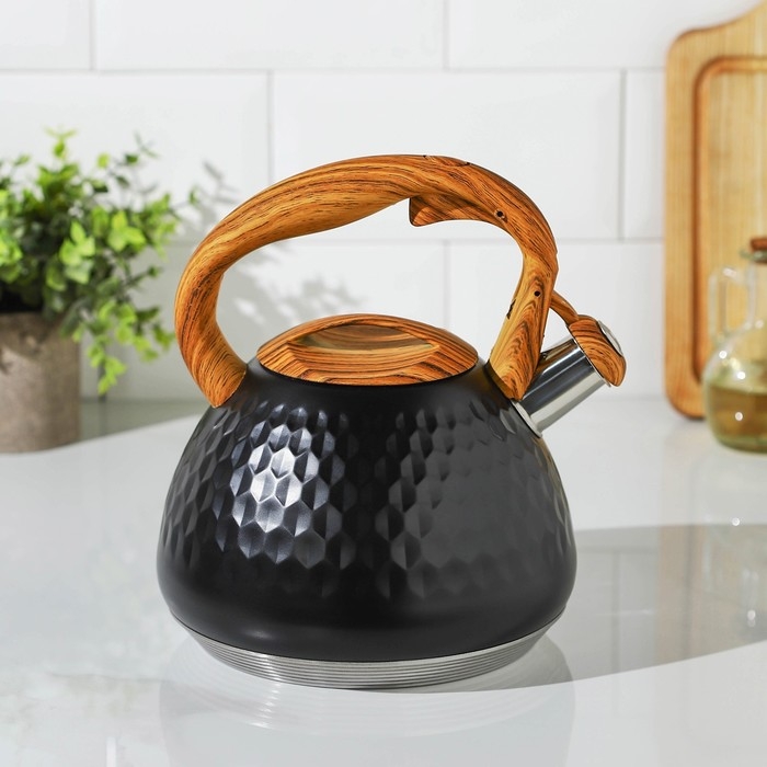 Чайник со свистком из нержавеющей стали Magistro Heat, 3 л, ТРС, индукция, ручка soft-touch, цвет чёрный Чайник со свистком из нержавеющей стали Magistro Heat, 3 л, ТРС, индукция, ручка soft-touch, цвет чёрный