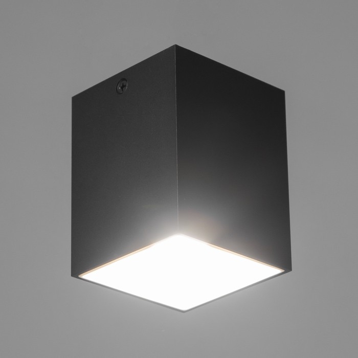 Светильник Светильник "Кубик" LED 4000К 10Вт DIM220 черный белый 7,5х7,5х9,5см