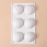 Форма для выпечки KONFINETTA «Фигуры. Полусфера», силикон, 27,8×16,3×3,4 см, 6 ячеек (d=6,7 см), цвет белый Форма для выпечки KONFINETTA «Фигуры. Полусфера», силикон, 27,8×16,3×3,4 см, 6 ячеек (d=6,7 см), цвет белый