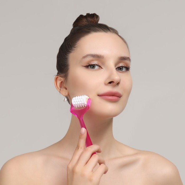 Массажёр для лица и зоны декольте, с шипами, 14 &times; 4,5 &times; 2,5 см, цвет МИКС