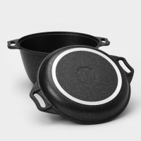 Казан с крышкой-сковородой, 4 л, литые ручки, антипригарное покрытие, цвет чёрный Казан с крышкой-сковородой, 4 л, литые ручки, антипригарное покрытие, цвет чёрный