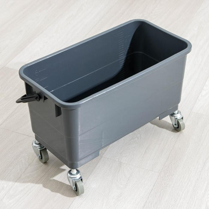 Ведро пластиковое для мытья окон на колесах, 24 литра, 56&times;29&times;34 см