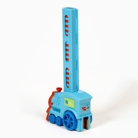 Паровоз игрушечный, с домино Паровоз игрушечный, с домино