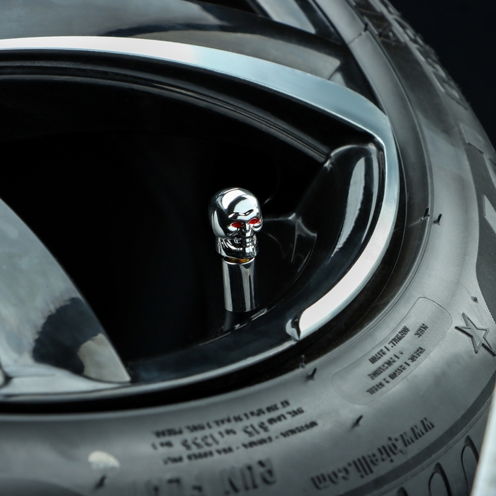 Колпачок на вентиль, TORSO, череп, хром, набор 4 шт