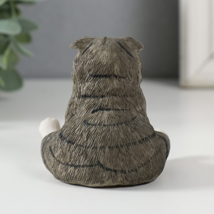 Сувенир полистоун "Котик сидит на попе" 7х7х7,5 см